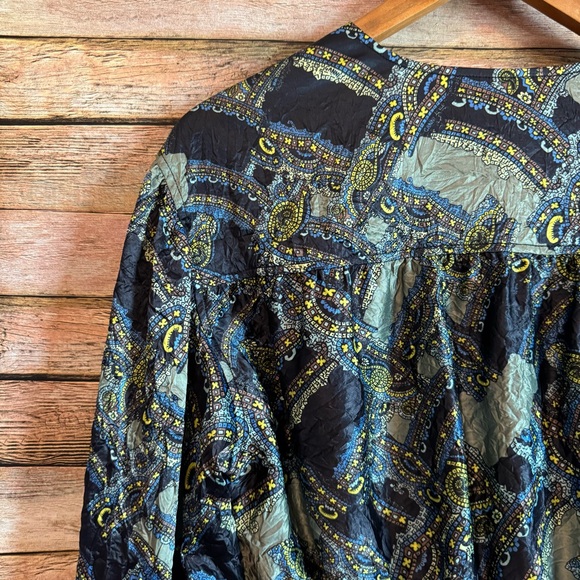 GANNI Women's Crinkled Satin Textured V Neck Smocked Paisley Top Size 38 - Picture 8 of 9